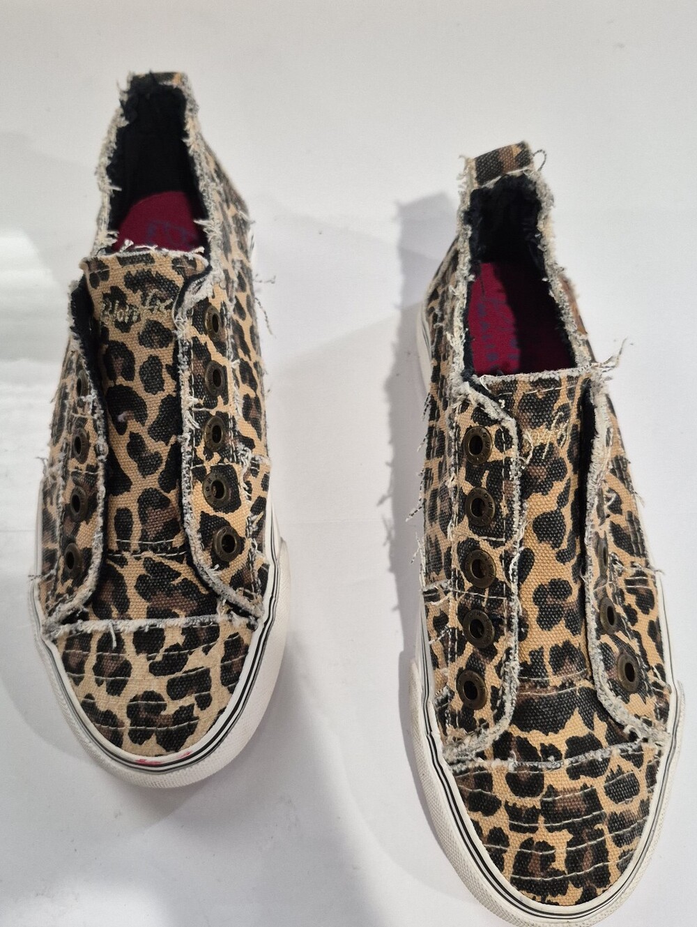 Women’s Slip-On Leopard Print Canvas Sneakers Size 8.5